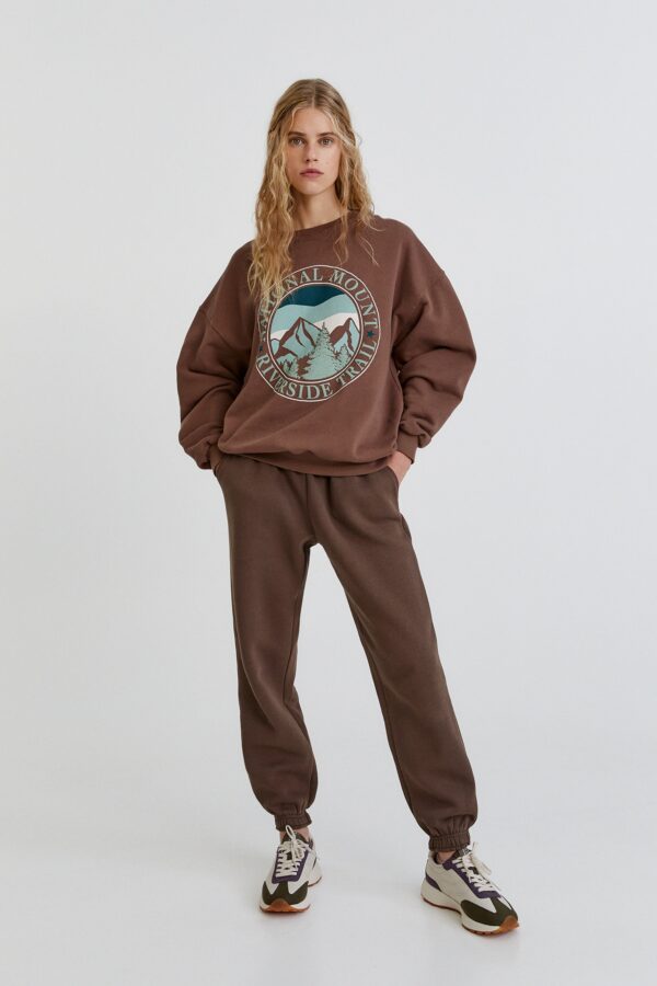 Brown Mountain Graphic Sweatshirt - Image 4